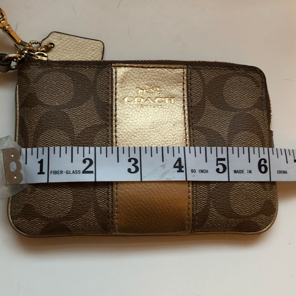 Coach Small signature Brown/Gold wristlet - Picture 4 of 5